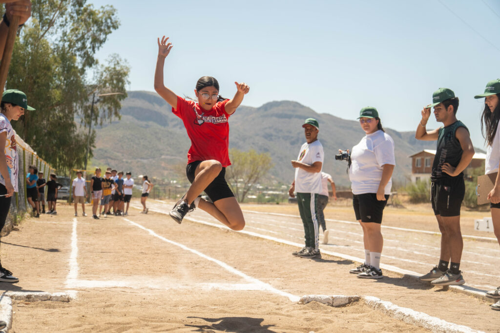GRUPO MÉXICO IMPULSA EL DEPORTE CON JORNADA DE VISORÍAS DE ATLETISMO EN NACOZARI