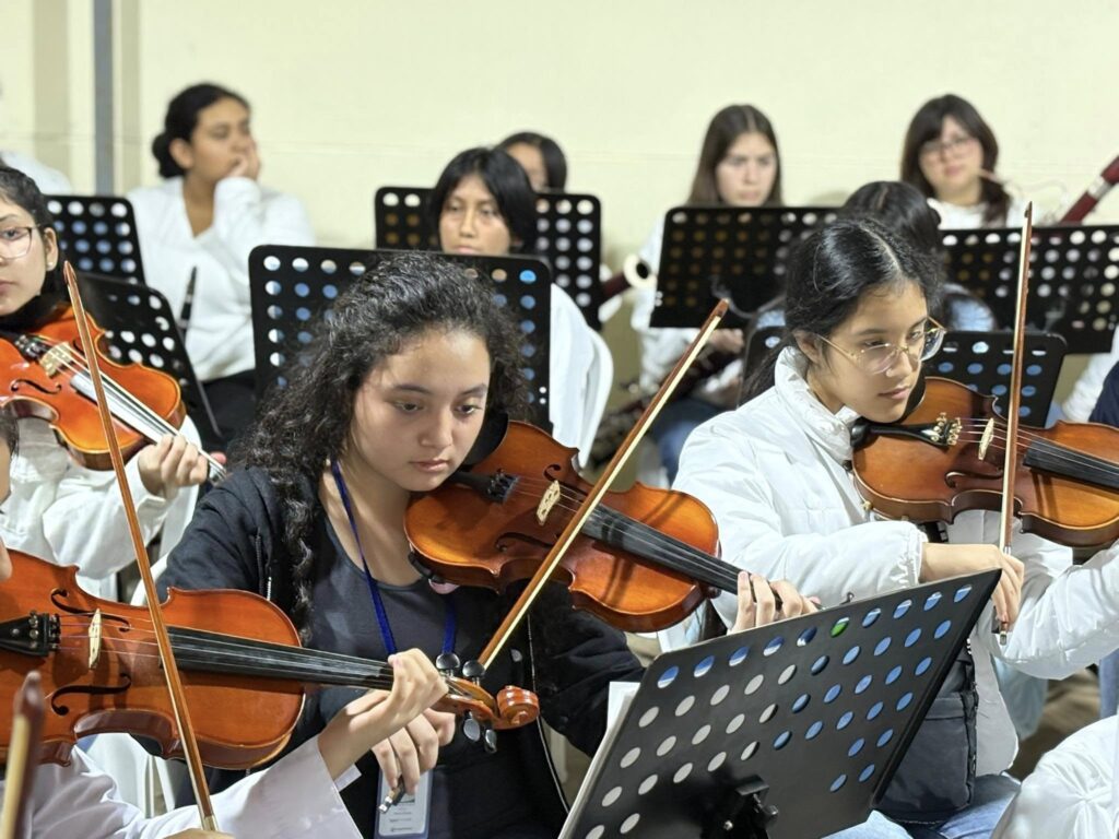 Orquesta de Perú. Grupo México