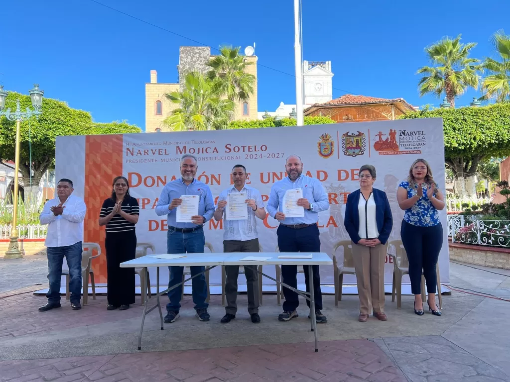 Peñoles, donación de pipa cisterna